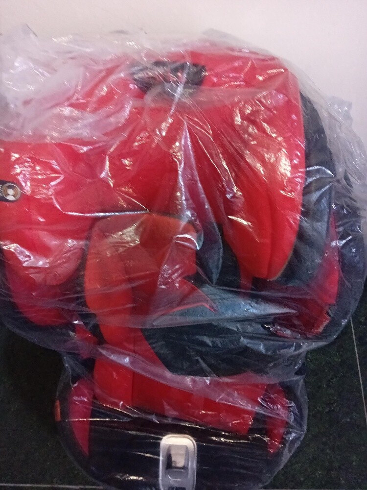 Kids Car seat new - 2