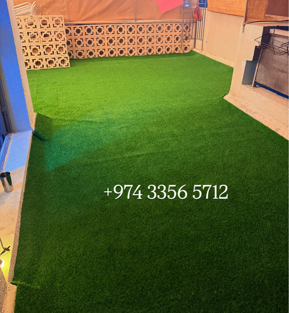 Artificial Grass Garden Decor - 2