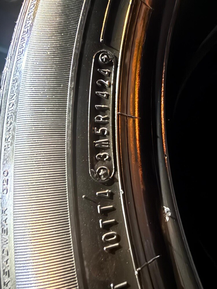 225/55/19" Dunlop Tyre - 4