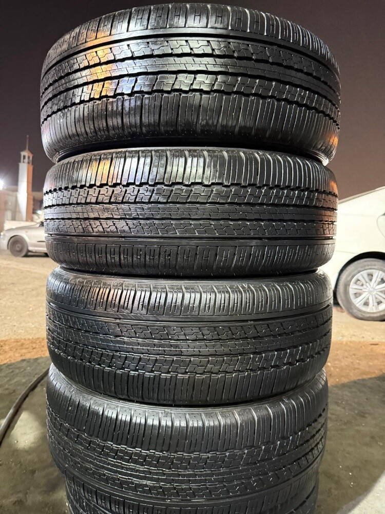 225/55/19" Dunlop Tyre - 3
