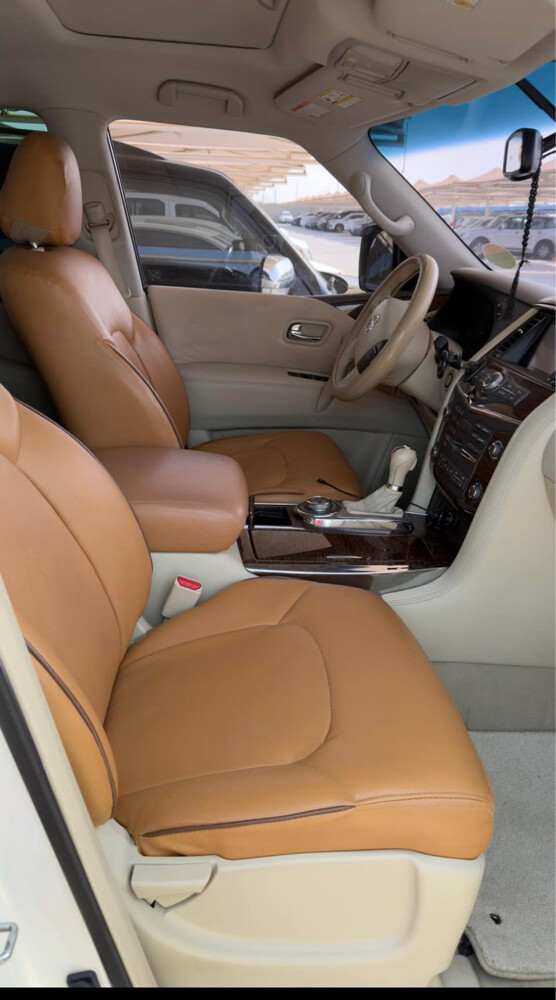 Nissan Patrol 2015 SE V8 Sunroof - 4