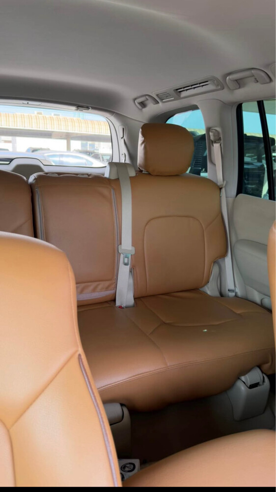 Nissan Patrol 2015 SE V8 Sunroof - 7