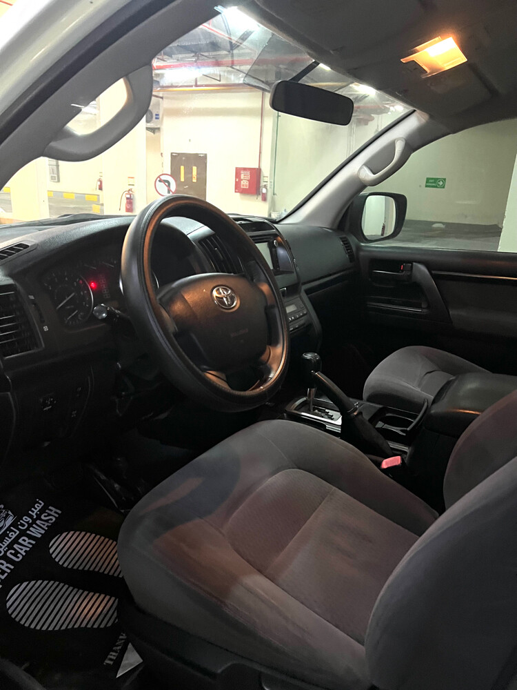 Toyota Land Cruiser G 2013 - 8