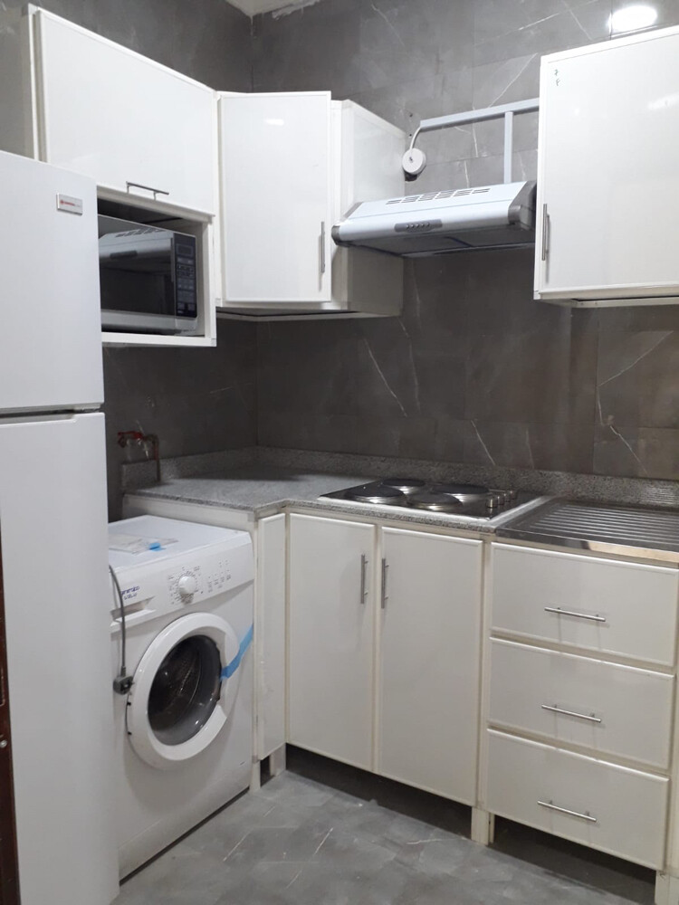 عمارة سكنية للبيع داخل الوكره  - 6