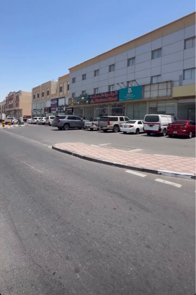 محلات تجاريه بالعزيزيه موقع مميز - 1