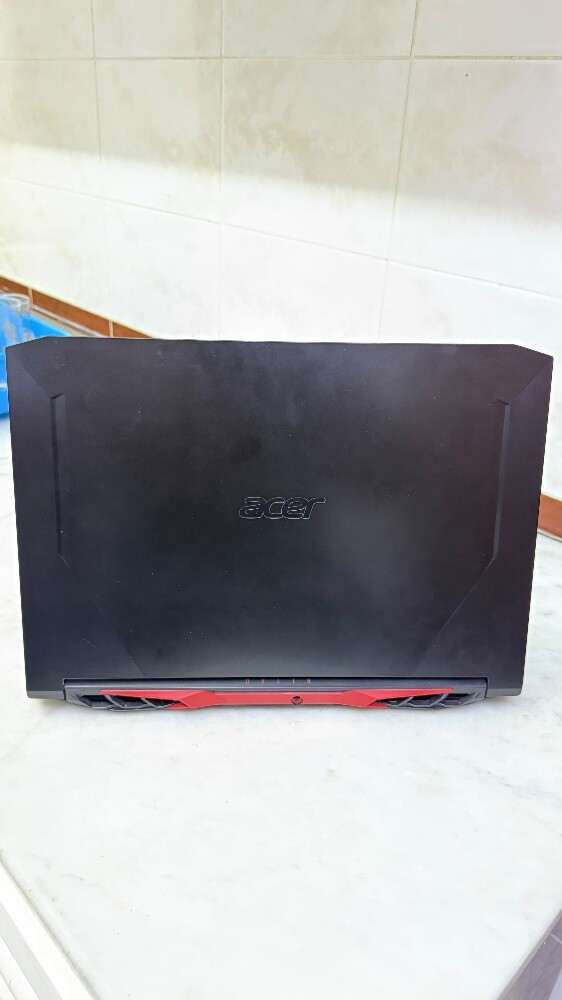 Acer Nitro 5 - 1