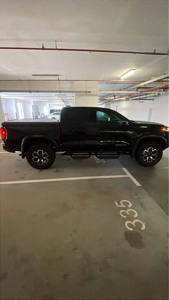 GMC Canyon AT4 X - 4