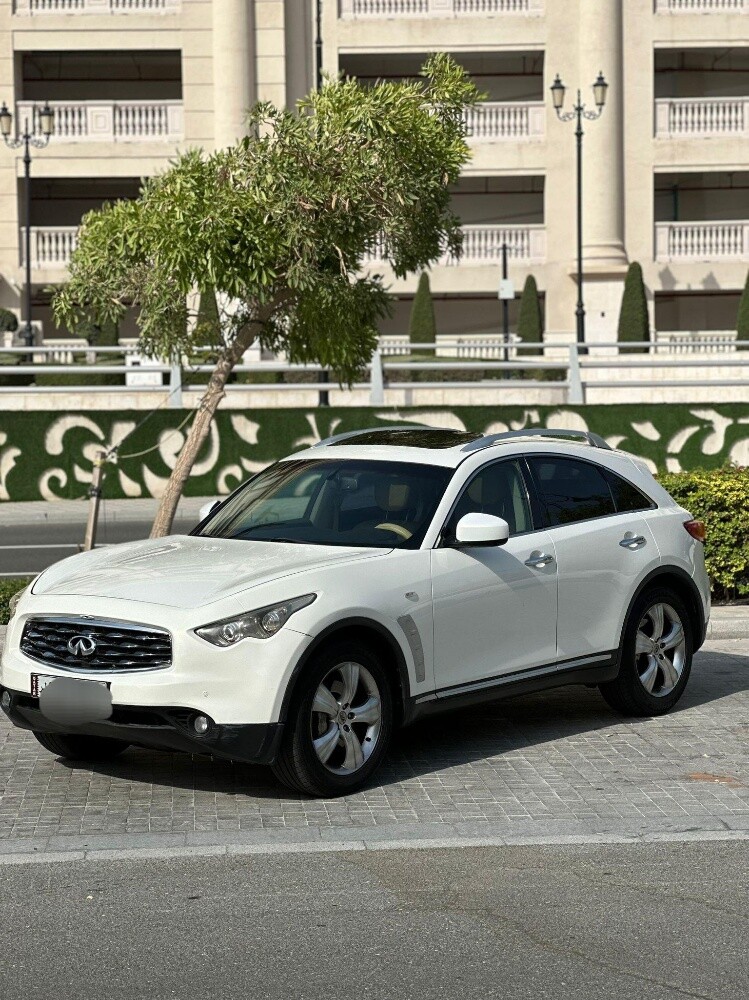 Infiniti - 1