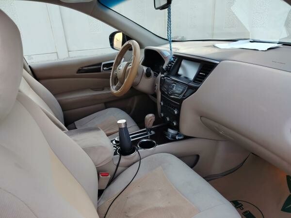 Nissan Pathfinder SV 2013 - 5
