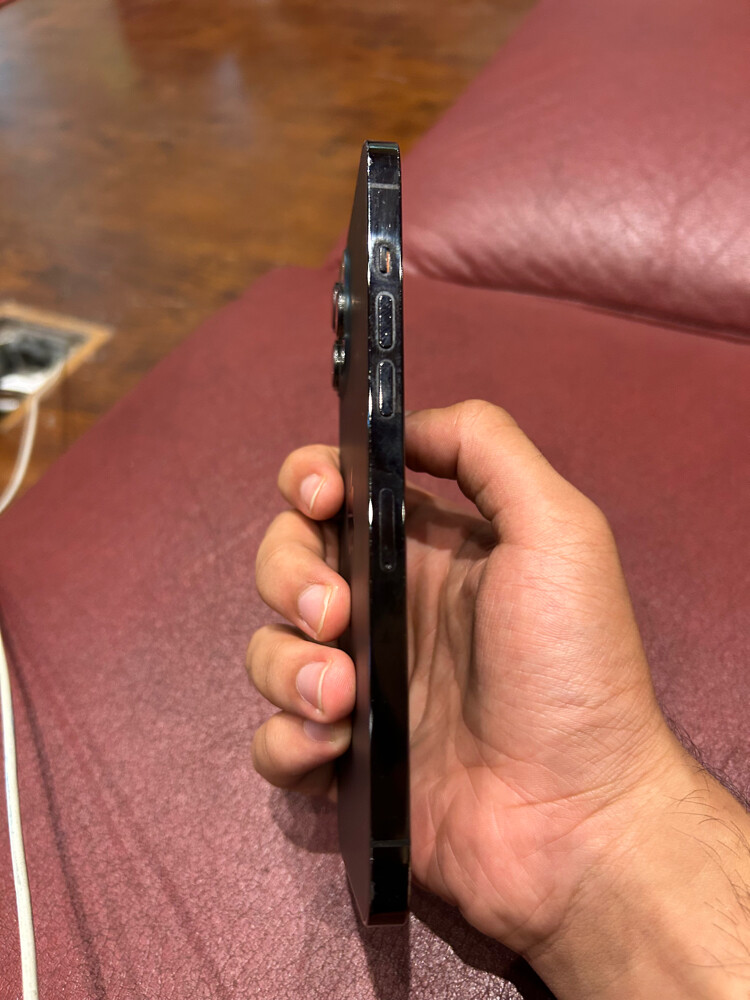 Iphone 12 Pro max - 2