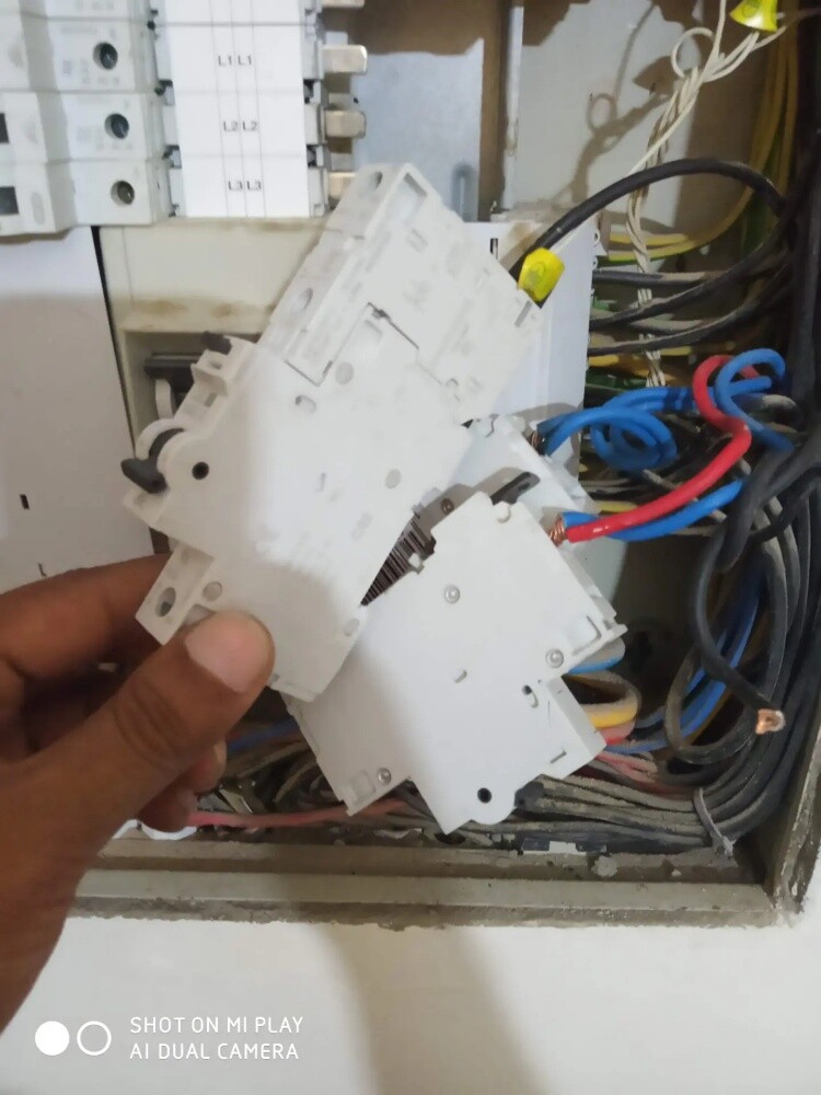 plumbing electric maintenance servi - 7