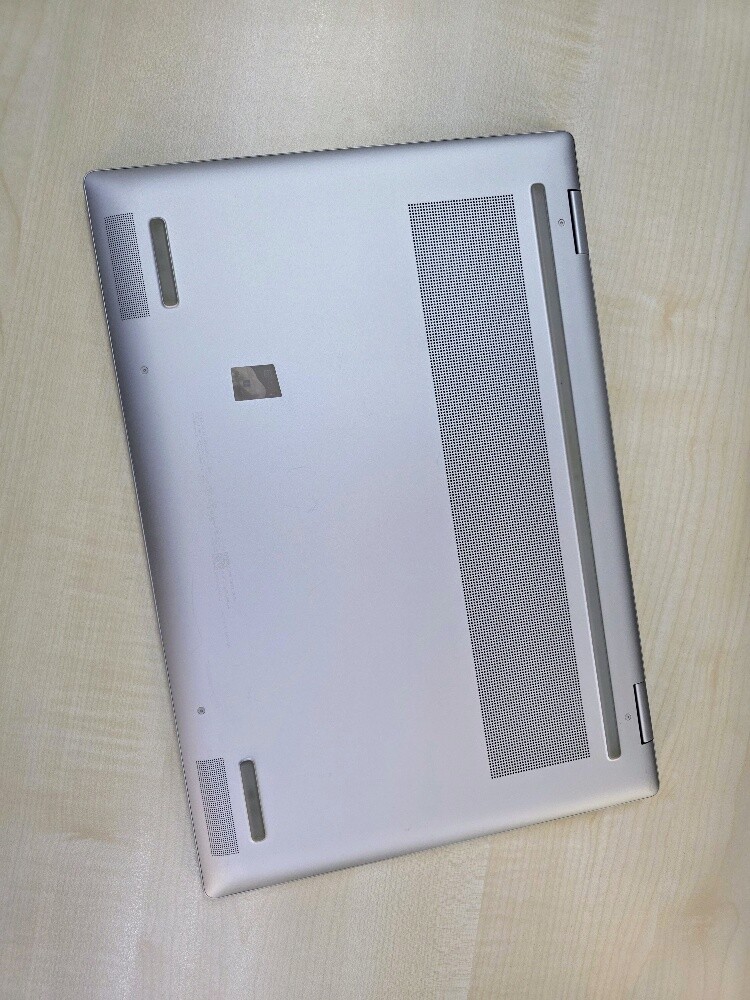 HP Envy x360 Ultra 7 16GB-1TB 16"WU - 6