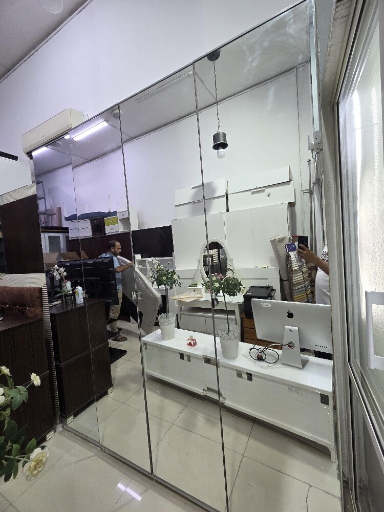 cabinet  sale good condition - 1