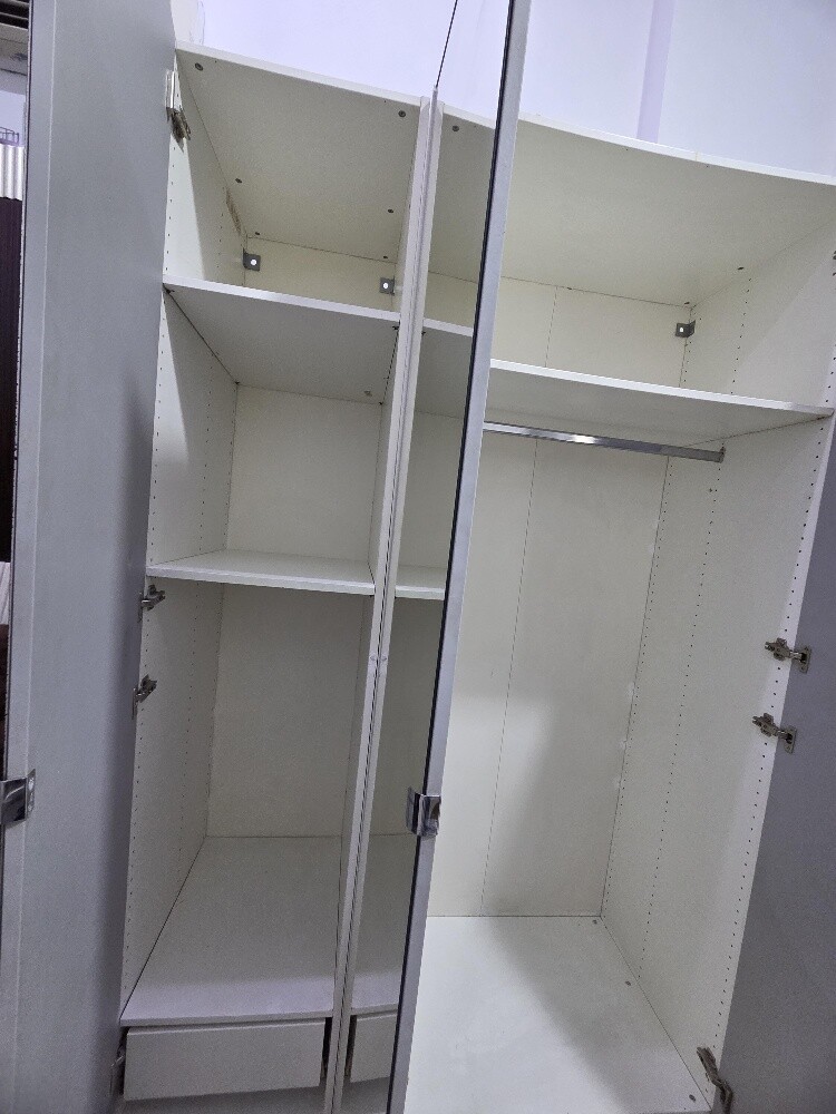 cabinet  sale good condition - 3