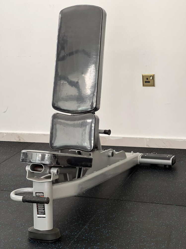 adjustable hydraulic bench - 2