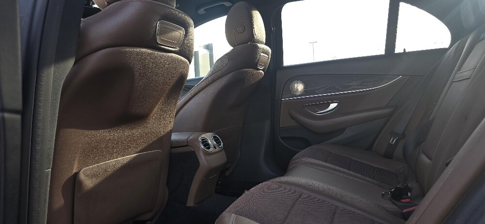 Mercedes E200 - 9