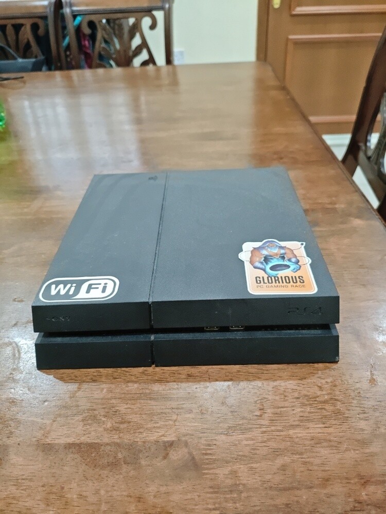 PlayStation 4 Slim (Matte Edition) - 2