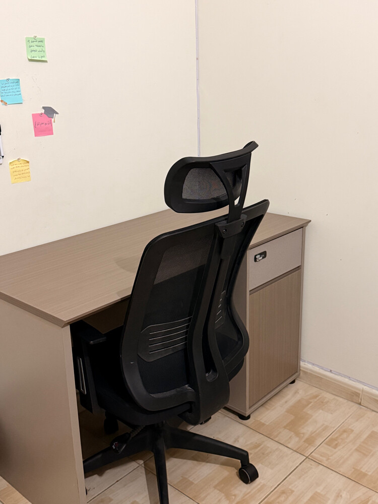 studying desk and chair - 3