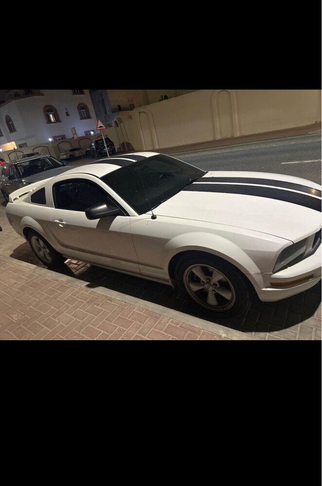 ford mustang  - 6
