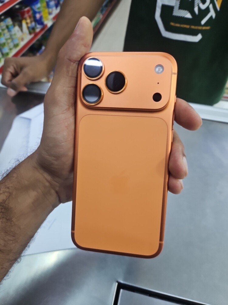 I phone 17 pro max - 3