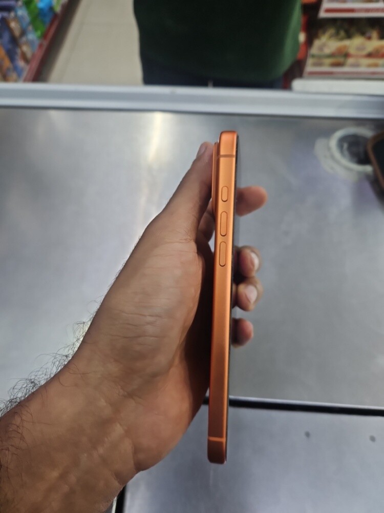 I phone 17 pro max - 5