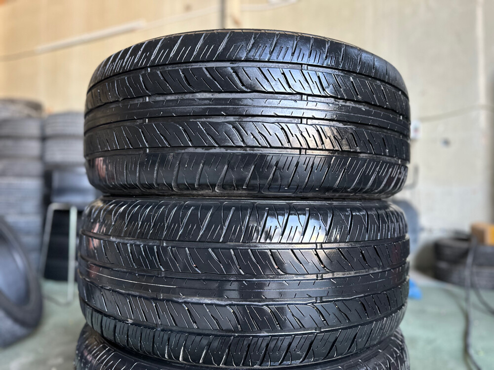 285/50/20 Dunlop tyre - 9