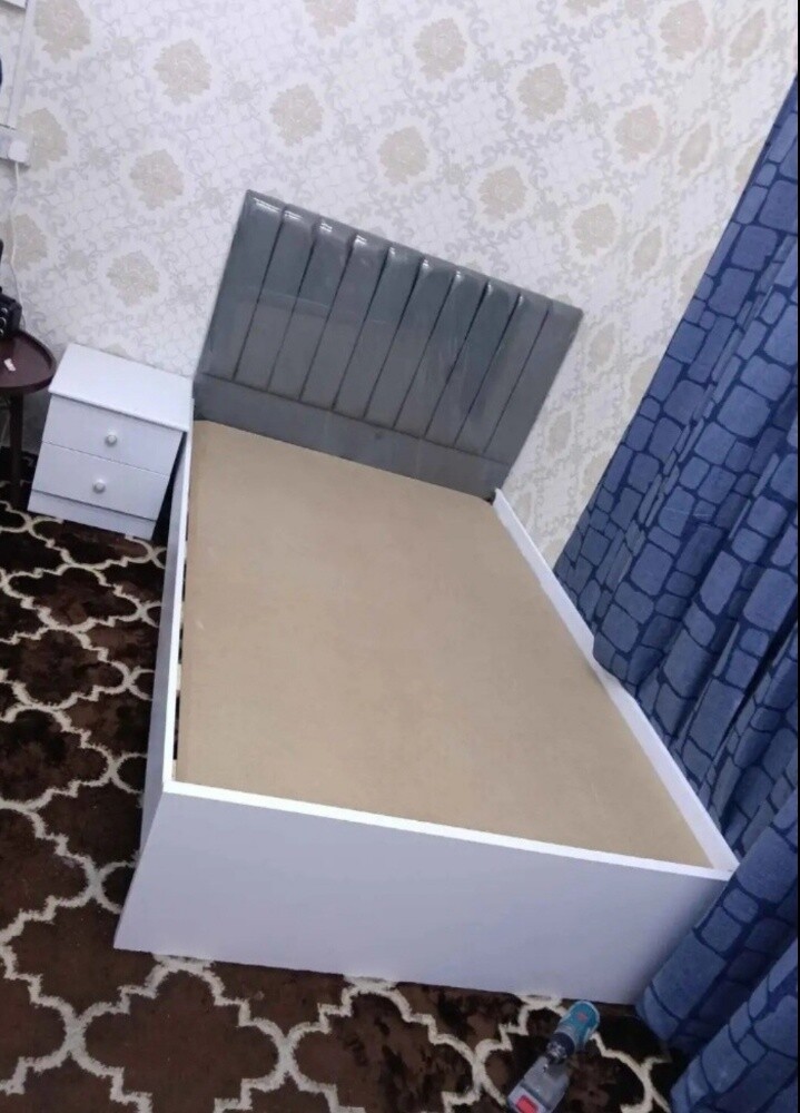 سرير ومرتبة متوفران - 6