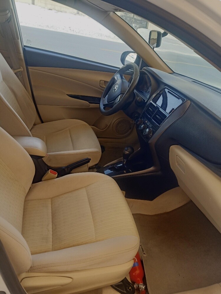TOYOTA YARIS 2022 - 7