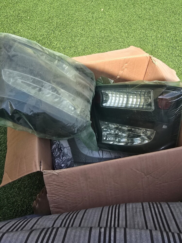 DODGE CHARGER TAIL LIGHT BLAK - 3