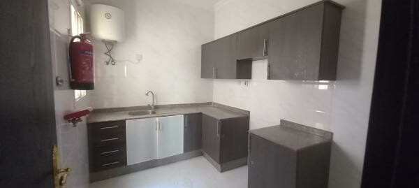 3 bhk old airport building apartmnt - 3