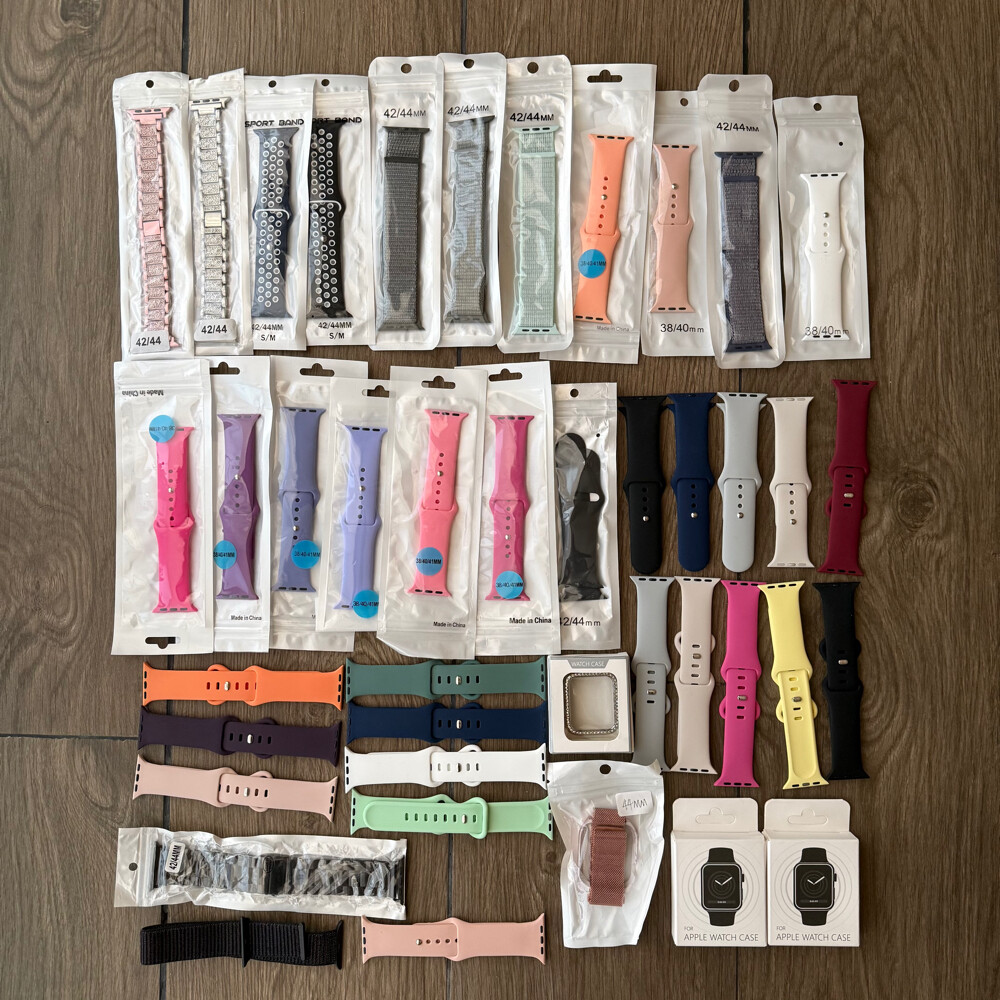 Over 40 pcs. Apple Watch Straps etc - 1