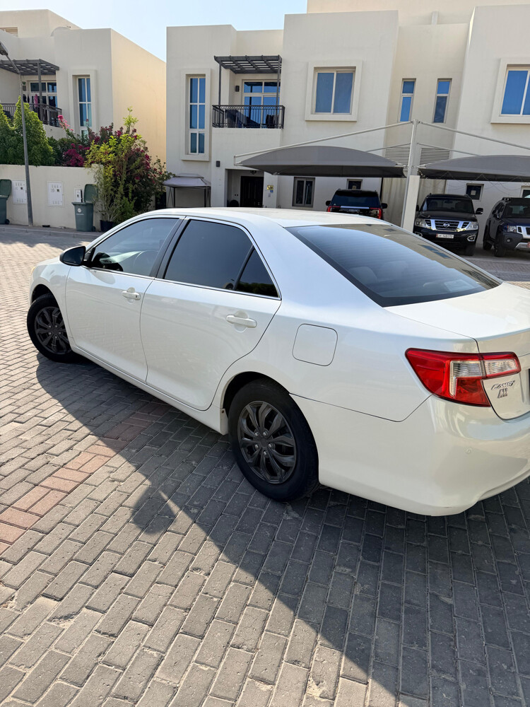 low miles Camry 2015 - 4