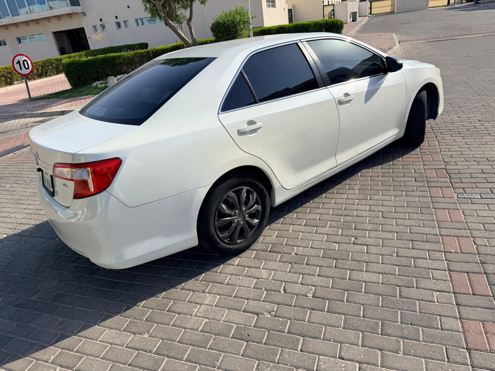 low miles Camry 2015 - 6