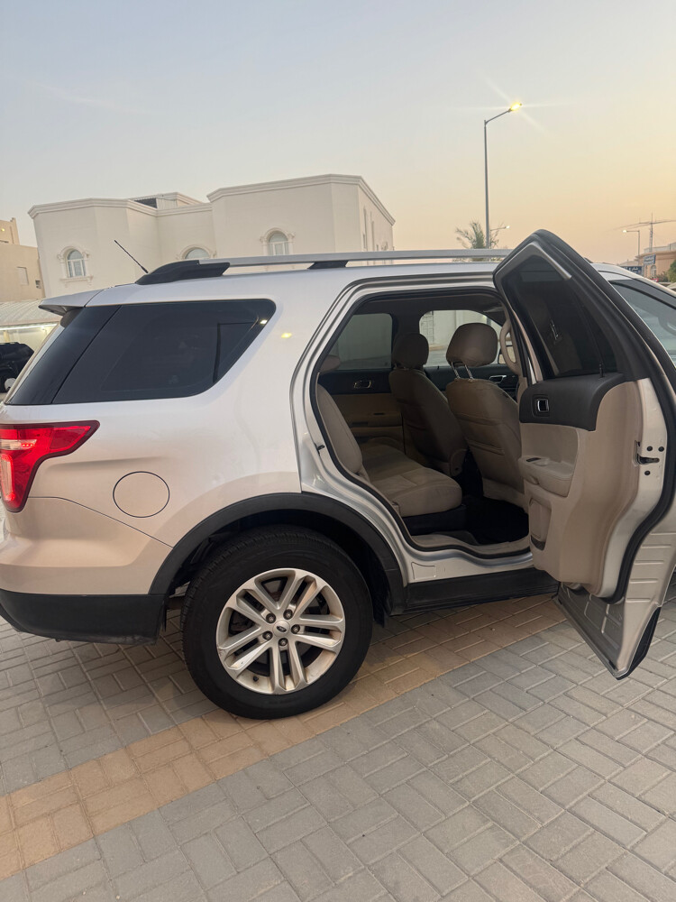 Ford Explorer - 3
