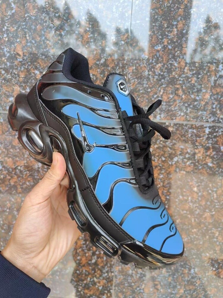 Brand new Air Nike Tn different - 5