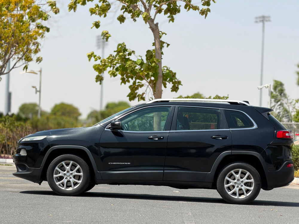 jeep Cherokee - 7