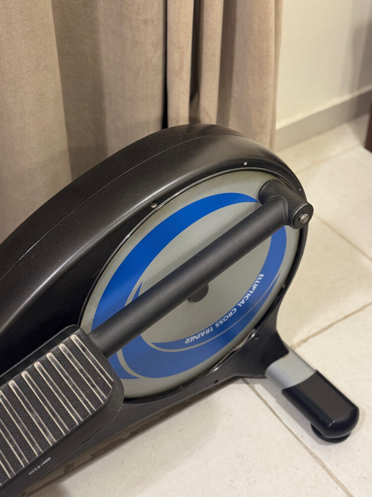elliptical cross trainer - 2