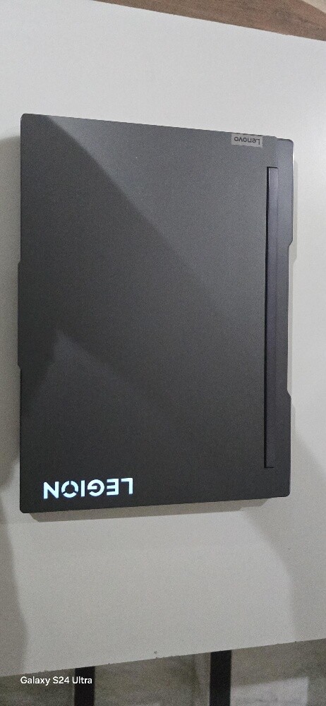 Gaming laptop Legion 7 - 6
