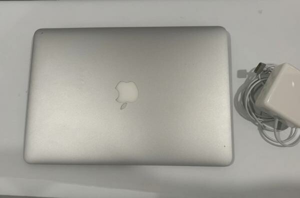 MacBook Air 2015 core i7 - 5