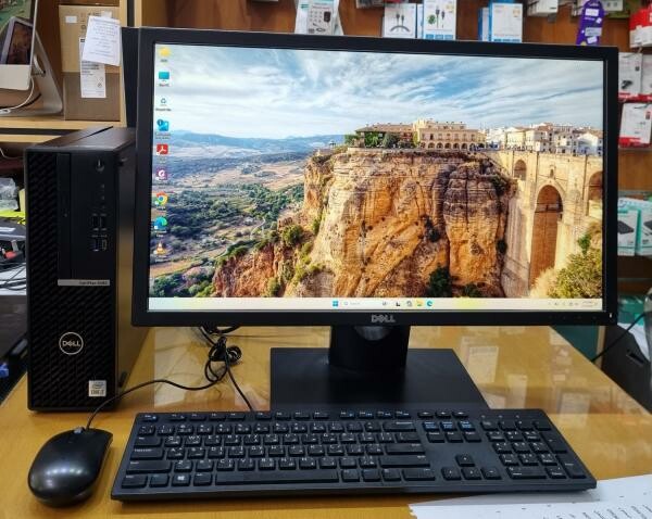 DELL i7 10TH GEN + 24" MONITOR - 2