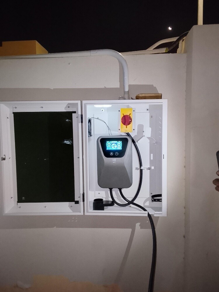 byd rox Tesla charge installation - 4