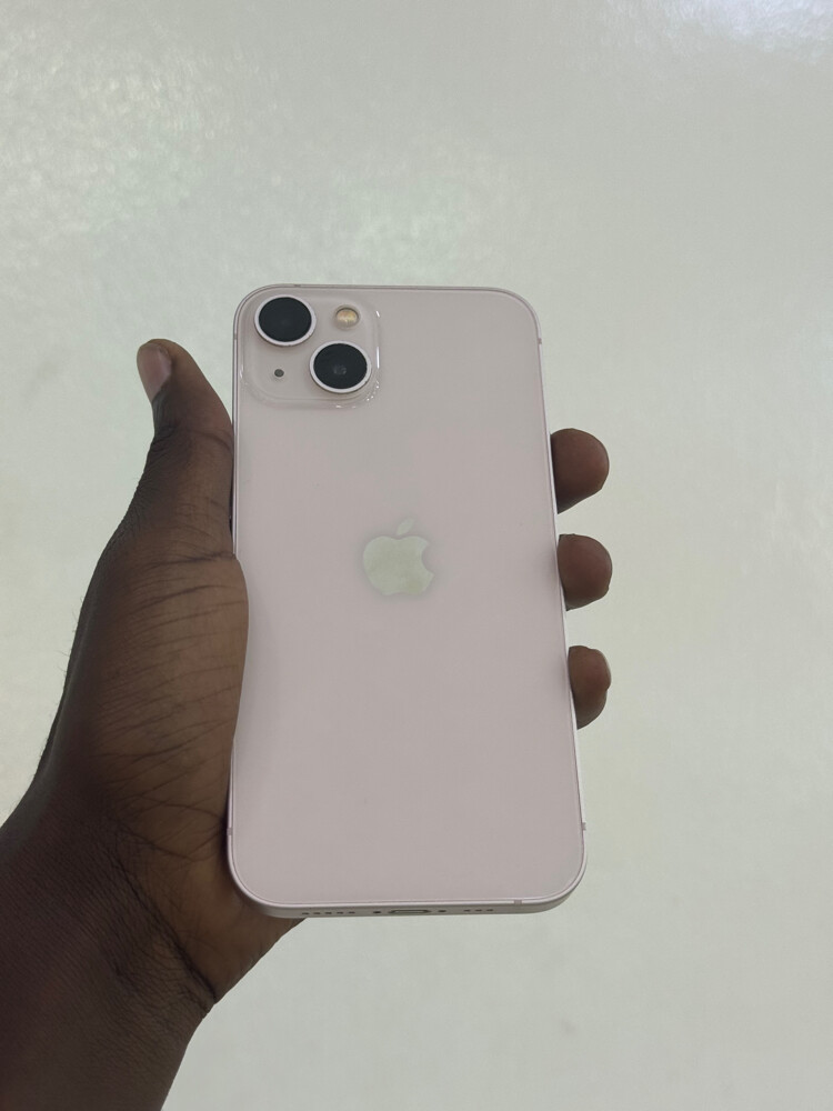 IPhone 13 - 1