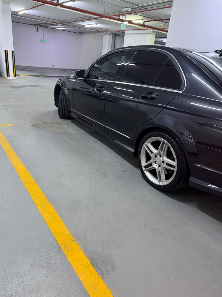 Mercedes C300 full options - 8