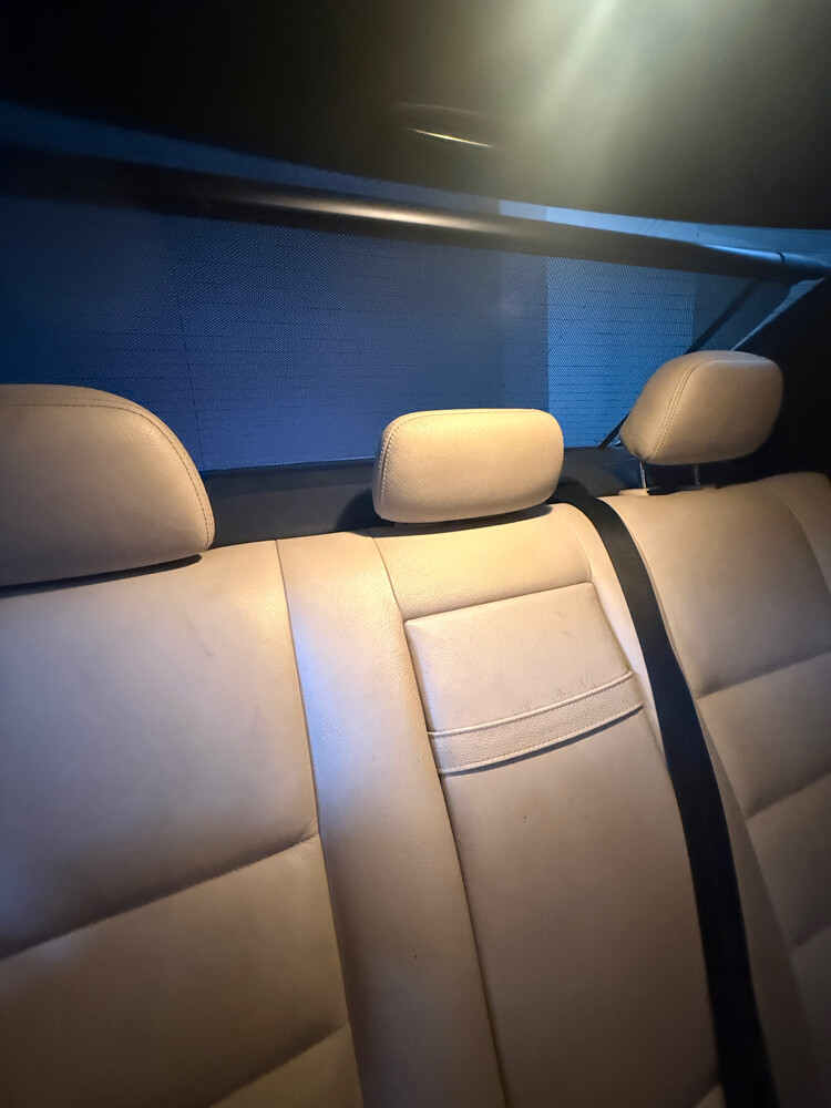 Mercedes C300 full options - 11