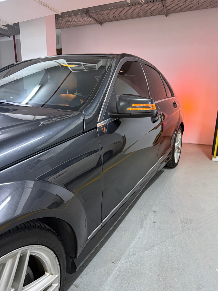 Mercedes C300 full options - 6