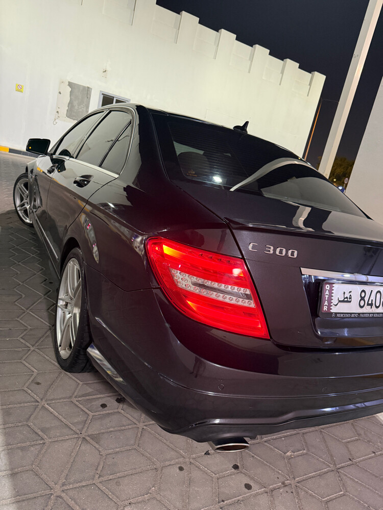Mercedes C300 full options - 1