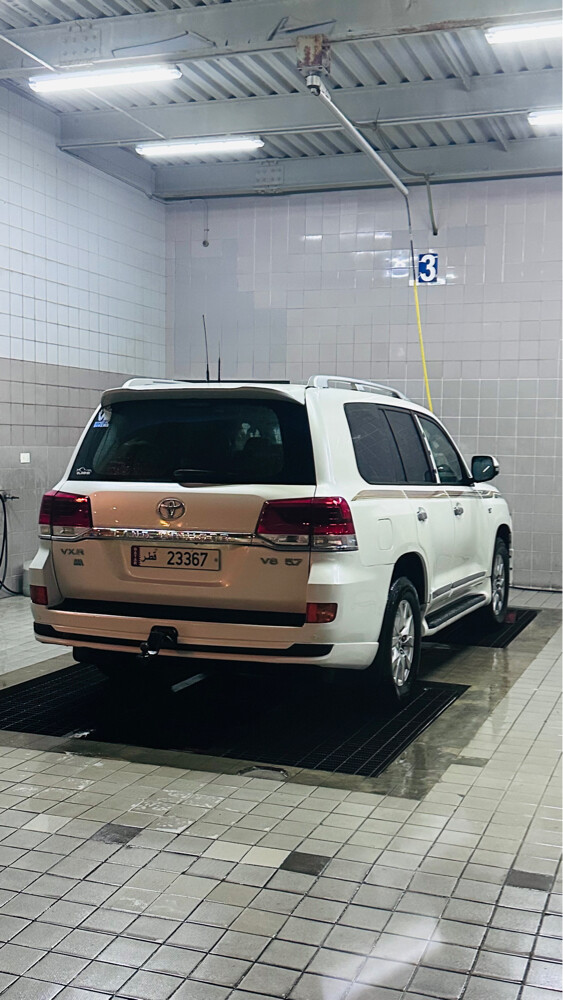 Land Cruiser 2008 updated 2020 - 10