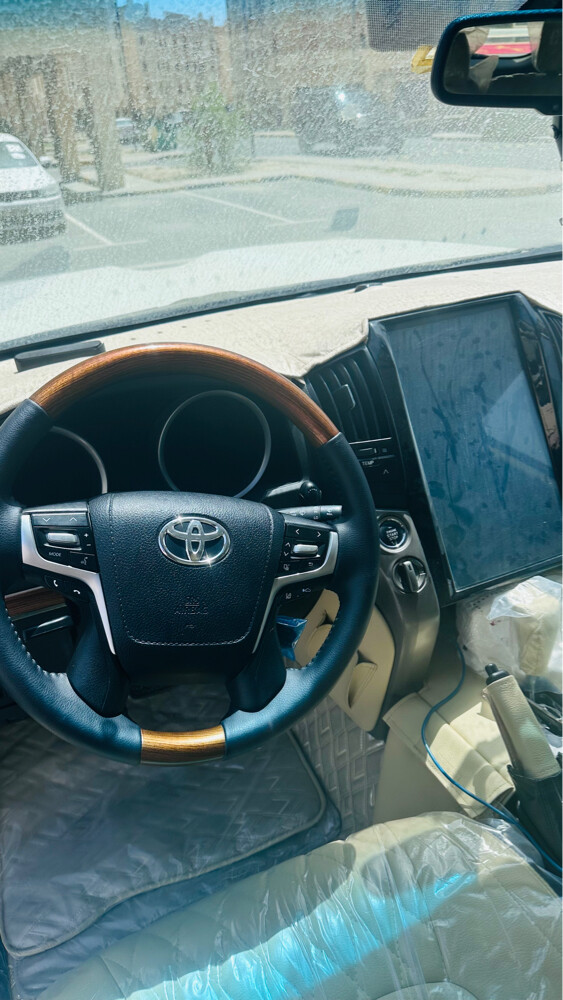 Land Cruiser 2008 updated 2020 - 15