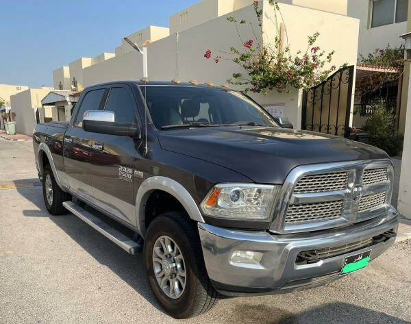 LOW MILEAGE DODGE RAM2500 - 1