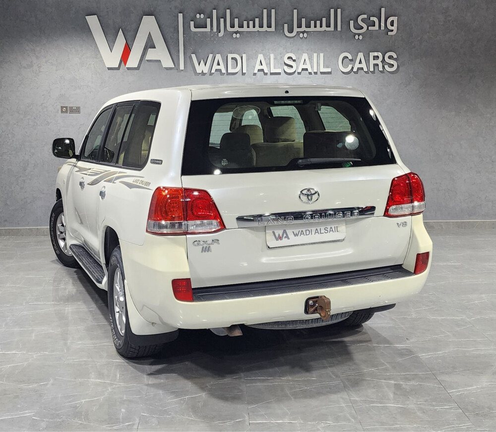 جكسار ٨ سلندر ٢٠١١ - 6